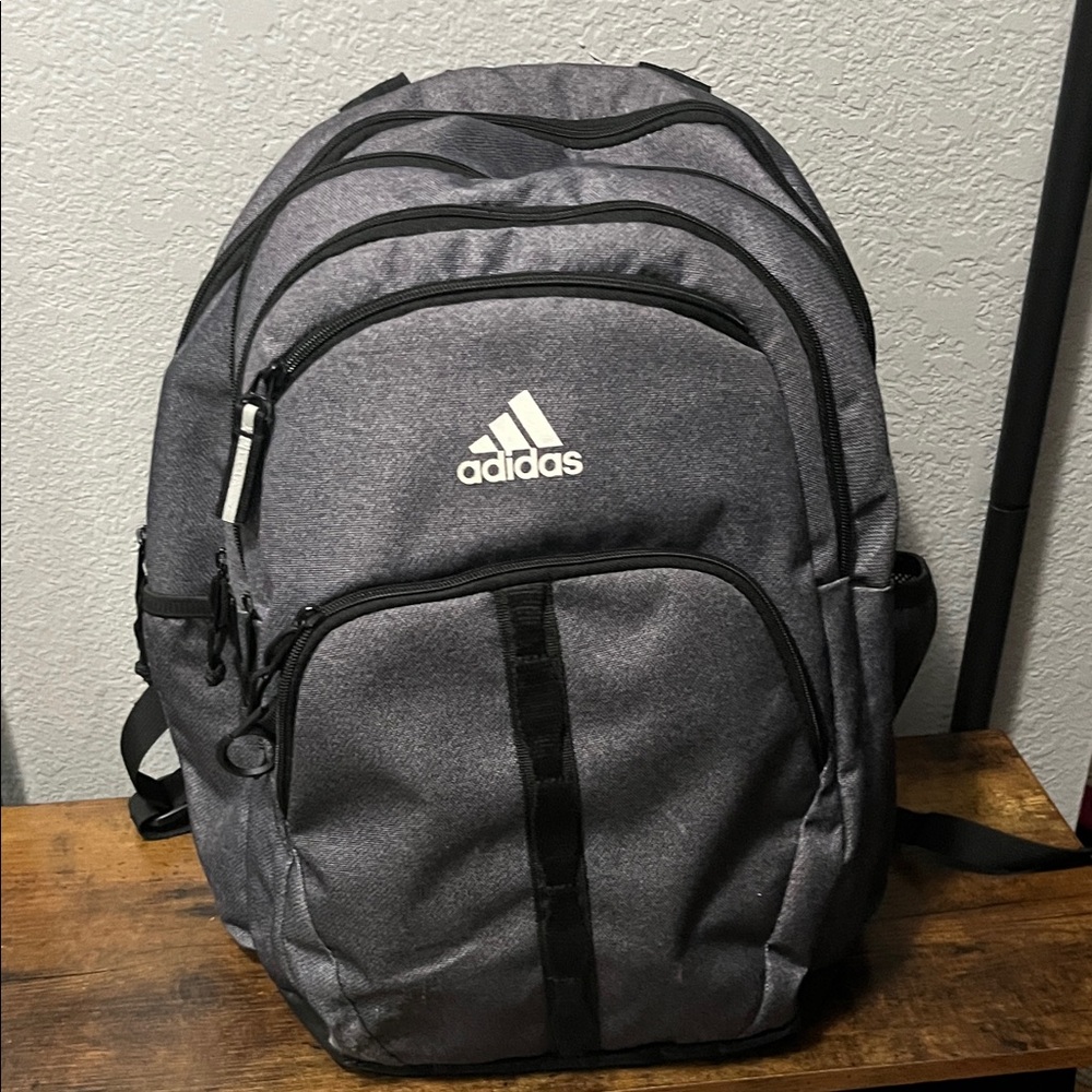 Adidas Charcoal Backpack / Hardly ever used / many compartments- Unisex